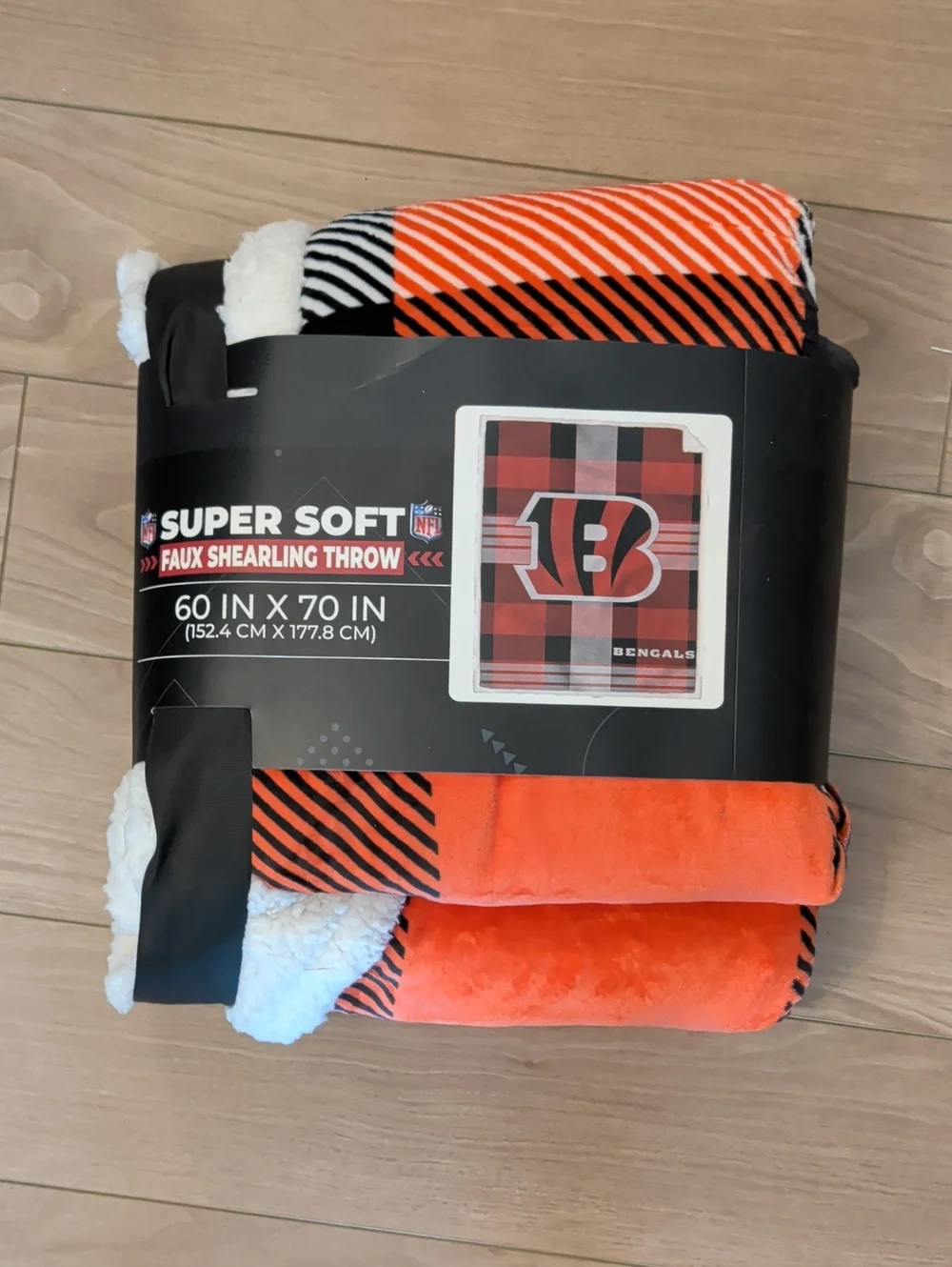Cincinnati Bengals Faux Shearling Throw Blanket in Orange & White - Super Soft